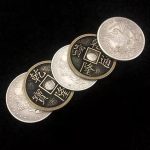 ZQION Made in China Magic Tricks Silver Brass Coin Appear Vanish Transform Gimmicks Mgaic Close Up Stage Illusions Props Mentalism - Imagen 3