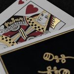 SOLOMAGIA Gold Foil Black Roses Casino Playing Cards - Imagen 2