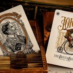 SOLOMAGIA The Beetle Backs (Cobalt Edition) Playing Cards - Imagen 2