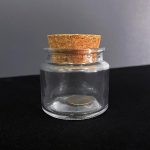 Perfect coin in bottle, magic tricks, magic coin in bottle, penetrate glass bottle, close-up, illusions, tricks, comedy props - Imagen 3
