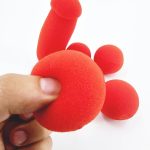 Esponja de Broma de plátano, pequeña Esponja para Hermano con 4 Bolas Rojas, Accesorios mágicos de Escenario Divertidos, Trucos Broma de Broma de Broma para Adultos ,1 Set - Imagen 6