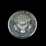 Jumbo Magic Coin - Silver, 7.5 cm Diameter, Metal Material, Surprise End for Coin Tricks - Imagen 4