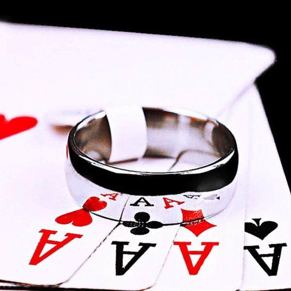 MOMOMAGE Poker Magic Ring, Prophecy, Magic Ring, Magic Cards, Poker, Magic Tricks, Close-Up, Magical Accessories for Magicians