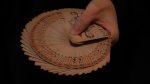 Murphy's Magic Supplies, Inc. Room One Oppenheimer Radiance Card Game - Imagen 4