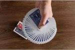 1 Deck of 52 Shades of Red V1 Shin Lim Magic Trick for Professional Magicians Close-Up Trick - Imagen 3