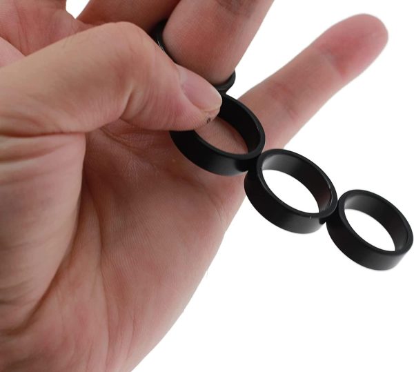 MOMOMAGE PK Strong Black Magnetic Ring with Coin Magic Tricks Finger Decoration Accessories Magician Ring Tricks Illusion (21mm)