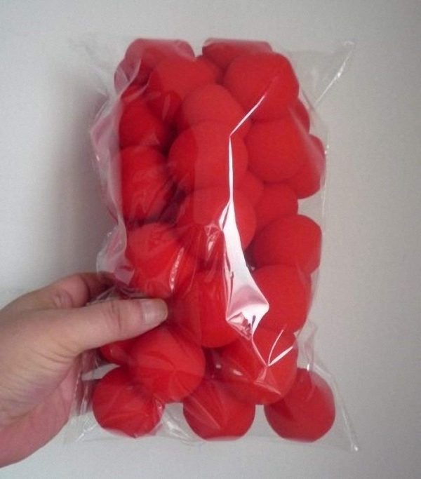 Magic Accessories 20 Super Soft Sponge Balls 4.5cm (Red) / 20 pcs 4.5cm Super Soft Sponge Balls(Red) ---- Magic Trick, Party Trick, Magic Trick, Magic Kits