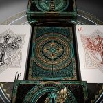 SOLOMAGIA Royal Sanctuary Noble (Foil) Emerald Kings Playing Cards - Imagen 2