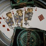 SOLOMAGIA Royal Sanctuary Noble (Foil) Emerald Kings Playing Cards - Imagen 4