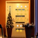 5 luces de Navidad para ventana, LED, decoración navideña, con 10 ganchos, luz blanca cálida, decoración navideña para interior y exterior, para decoración de ventanas, fiestas (funciona con - Imagen 6