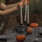 Witch Cauldron - Large Witch Cauldron Bucket with Lid and Handle, Witch Cauldron Bucket for Trick or Treat Party Supplies, Halloween Decorations or Incense Burning - Imagen 9