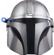 Star Wars Roleplay Collectible Item: The Mandalorian The Black Series Electronic Helmet, Toys for Kids Ages 14 and Up