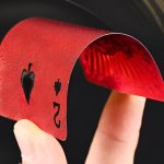 Plastic Waterproof Poker Cards – Red Dragon Pattern Deck 1 Deck, Dimensions 5.5 x 8.6 cm, Playing Gold Foil Creative Deck Frosted Face Cards Playing Cards - Imagen 4