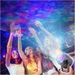 Luces de Fiesta, 6W 15 colores LED Efecto de iluminación de proyección de escenario de onda de agua DJ Lámpara de bola mágica de cristal de la fiesta de discoteca con control remoto - Imagen 6