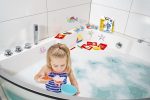 Eberhard Faber 524116 16 Piece Kids Bath Set with Bath Crayons, Bath Colors, Stencils, Sponge, Crackling Baths, Bath Fun Box - Imagen 5