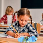 1 x Kawaii 2-in-1 Kawaii School Legami Case Soft Silicone, 18.5 x 6.5 cm Shark Animal Theme for Table Pen Holder, Zipper, Coloured Pencils Marker Pens (J) - Imagen 5