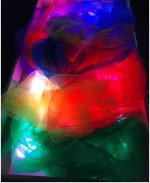 Six Colors Montessori Fabric Toys, Silk Scarves for Kids Activities, Decorations, 17.7 Inches - Imagen 6