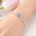 LNQOBU Bracelet for Women 925 Sterling Silver, Butterfly Bracelet with Shiny Heart Charm, Bracelets Jewellery (with a Coloured Charm), Silver, Cubic Zirconia - Imagen 4