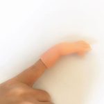 Genérico 4 Pieces Imp Hand Toy Tricks for Thumb Trick Finger Lights Bulk Shake Small Accessories for Hand Tricks Party Favors Silica Gel Khaki - Imagen 3