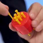 Juegos de Magia Magic Show Juegos de Magia Niños 100 Trucos de Ilusionista Fácil de Aprender Prestigiador Juegos de Prestigio con Varita Mágica Instrucciones Trucos Mágicos Mago - Imagen 6