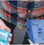 SOLOMAGIA Condom to Card (Red) by N2G - DVD and Didactis - Magic Tricks and Props